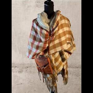 Cozy Autumn Shawl Coat - Soft and Sophisticated Bohemian​​